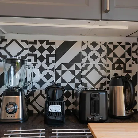 7min From University&sé Velha - Ac - Work Desk - Wifi 300mbs -suite 7&8 * Coïmbre