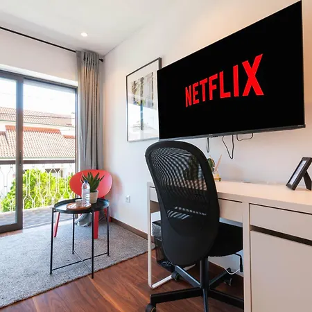 7min From And Se Velha - Ac - Work Desk - Wifi 300mbs -suite 7 And 8