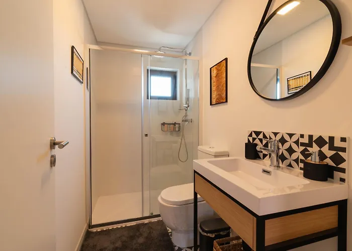 7min From University&sé Velha - Ac - Work Desk - Wifi 300mbs -suite 7&8 Affittacamere
