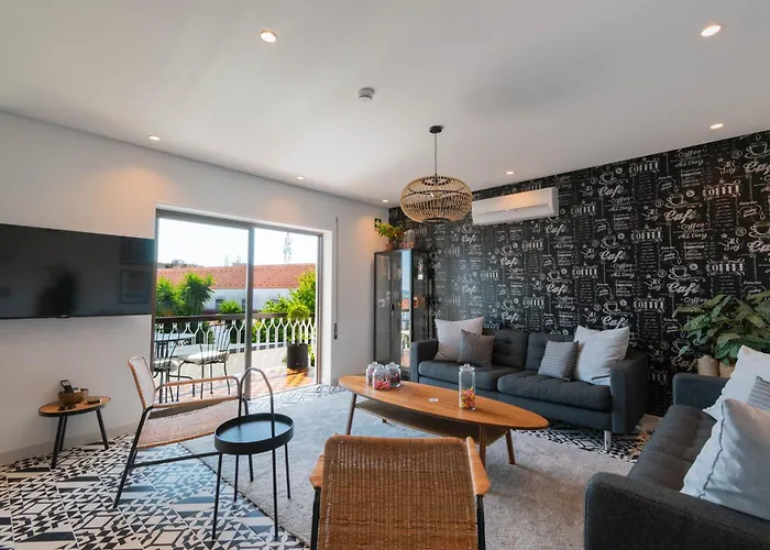 7min From University&sé Velha - Ac - Work Desk - Wifi 300mbs -suite 7&8 Affittacamere *