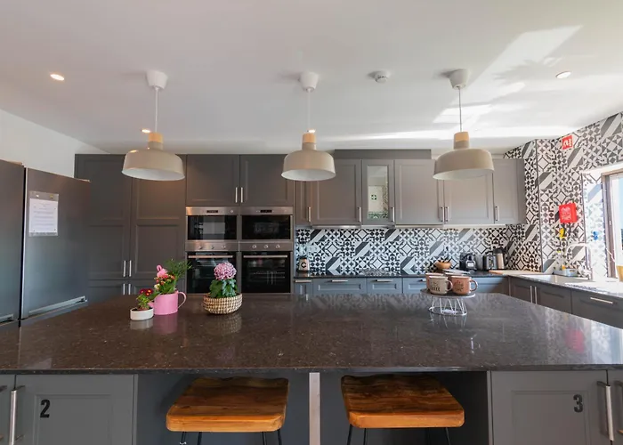 7min From University&sé Velha - Ac - Work Desk - Wifi 300mbs -suite 7&8 Affittacamere Coimbra