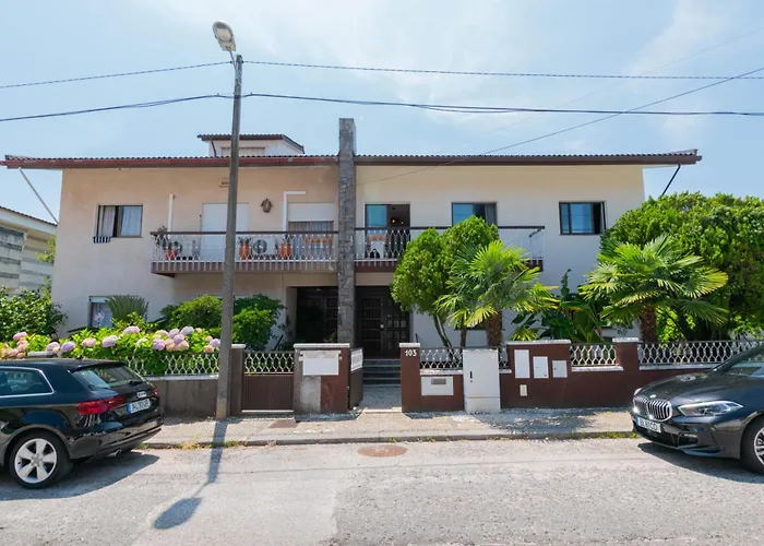 Affittacamere 7min From University&sé Velha - Ac - Work Desk - Wifi 300mbs -suite 7&8 Coimbra